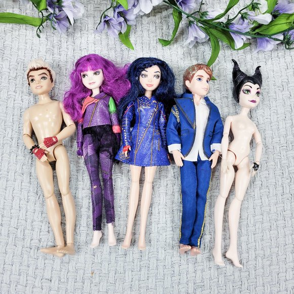 Disney Descendants 5 doll bundle Carlos Mal Evie Ben Maleficent - Picture 1 of 4